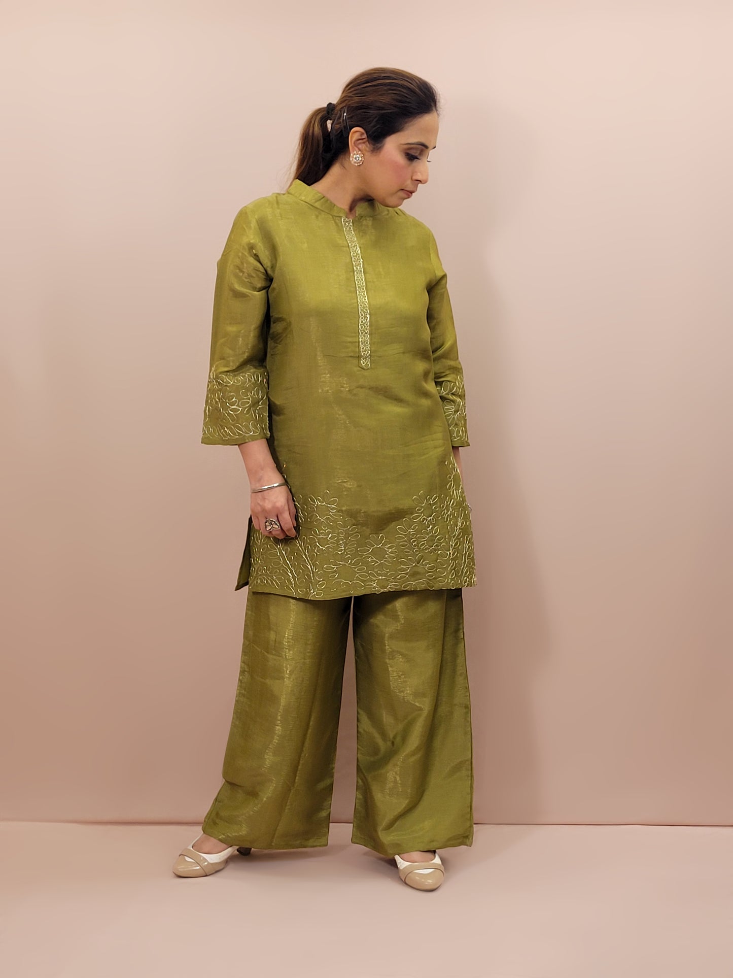 Green Shimmer Tissue Co Ord Set. Medium Length Kameez with Parallel Pants. Zari Dori Work.
