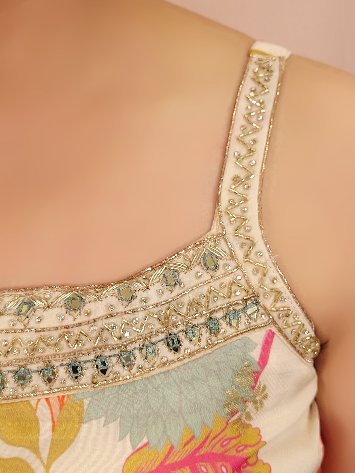 Creme chinon floral print kurti palazzo set. Cutdana, zarkan and dabka work.