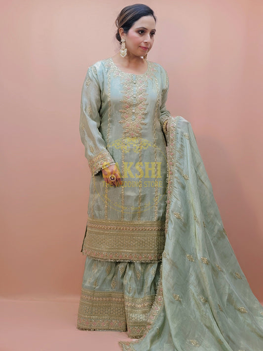 Heavy Embroidered Pakistani Kurta Set for Women