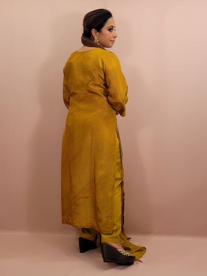 Shimmer Floral Mustard Yellow Straight Suit. Digital Floral Print on Kameez highlighted with Resham, Dabka and sequins. Matching Pants and Scalloping Dupatta.