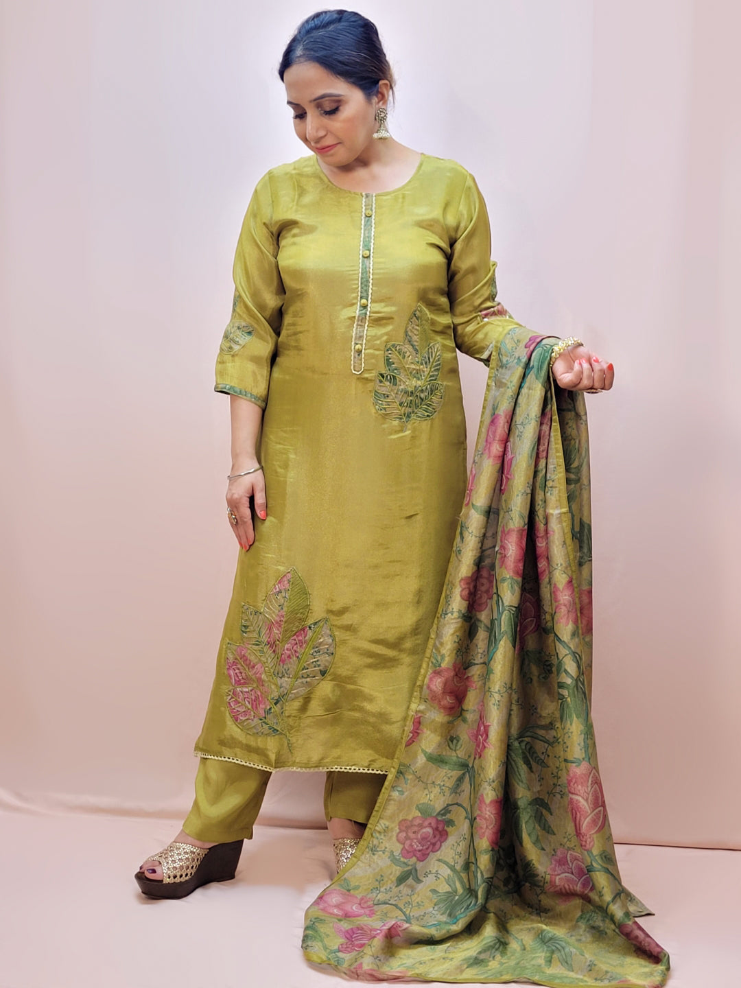 Mehendi Green Kurta Set with Floral Dupatta