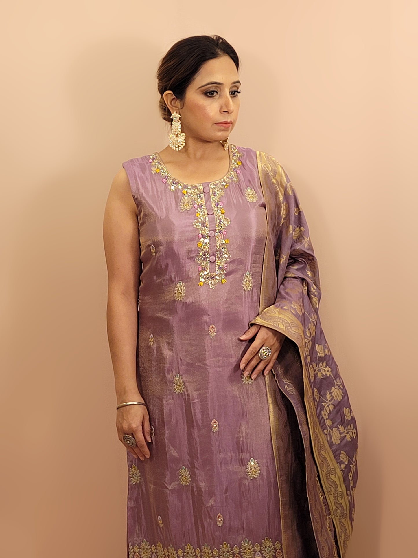 Lavender Straight Suit with Pants and Weave Dupatta.