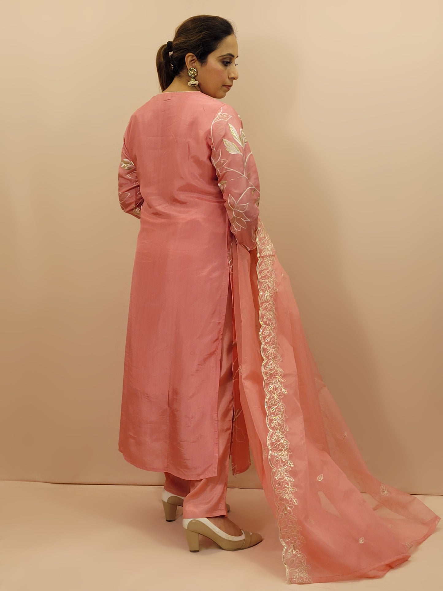 Muslin Pink Straight Suit with Resham and Badla work. Matching Organza Dupatta with embroidered borders.